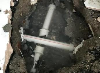 绥芬河阳台漏水维修公司为您分享楼上楼下漏水怎么处理